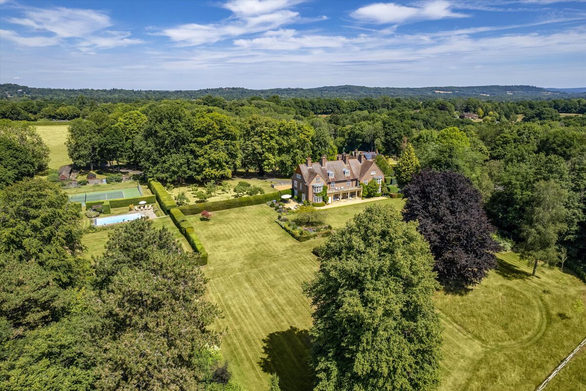 house for sale in Pook Hill, Chiddingfold, Godalming, Surrey, GU8