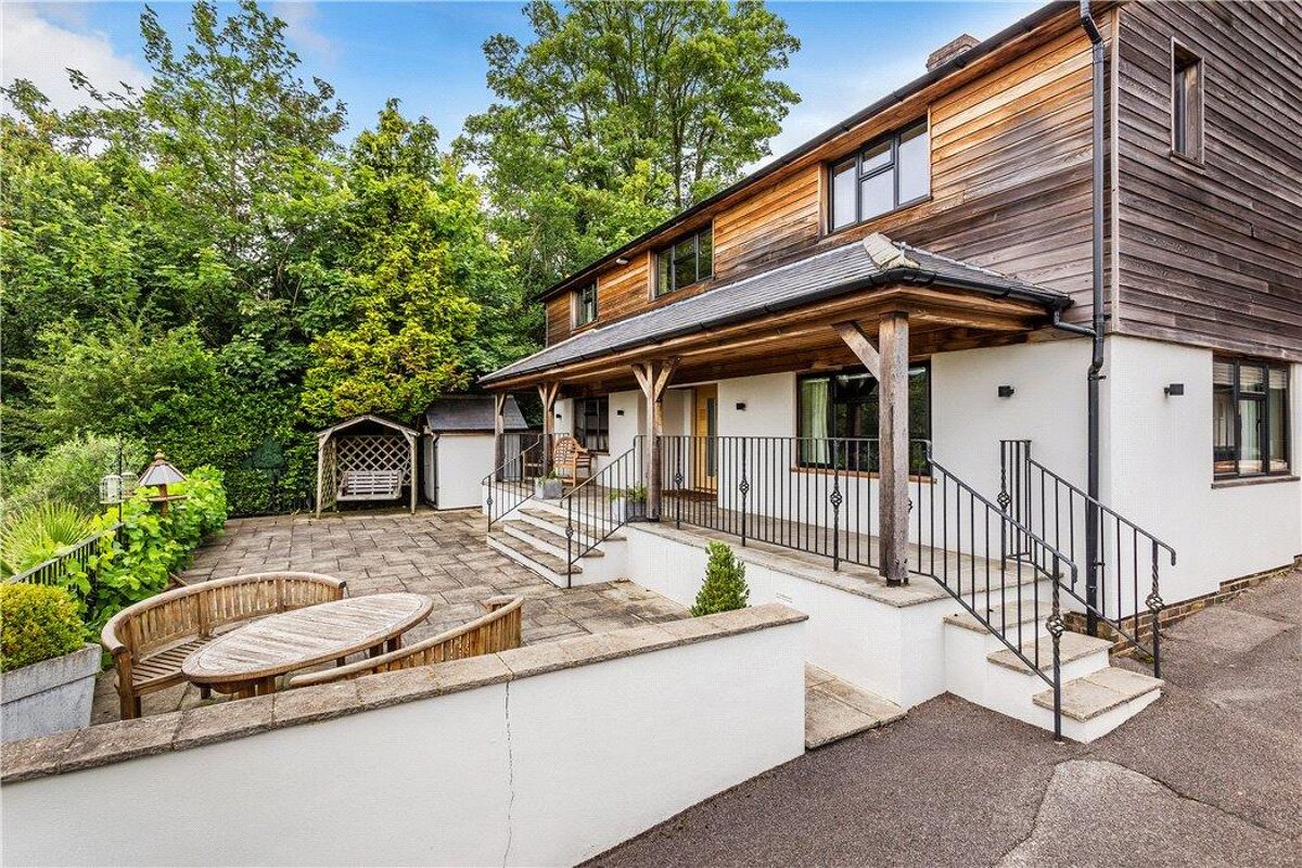 house for sale in Chantry View Road, Guildford, Surrey, GU1 GLD190345