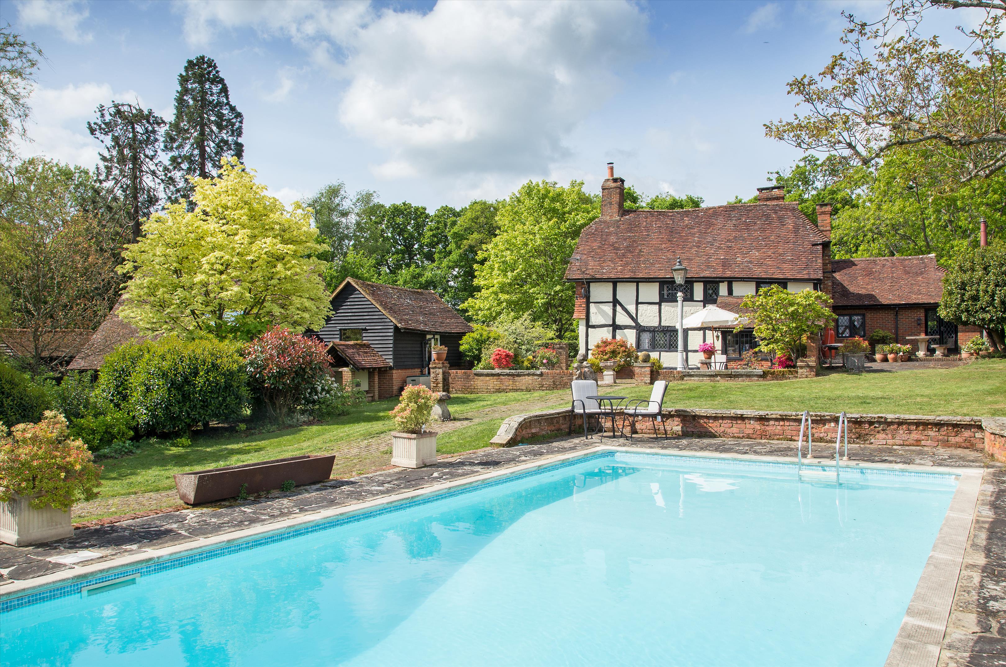 house for sale in Pickhurst Road, Chiddingfold, Godalming, Surrey, GU8