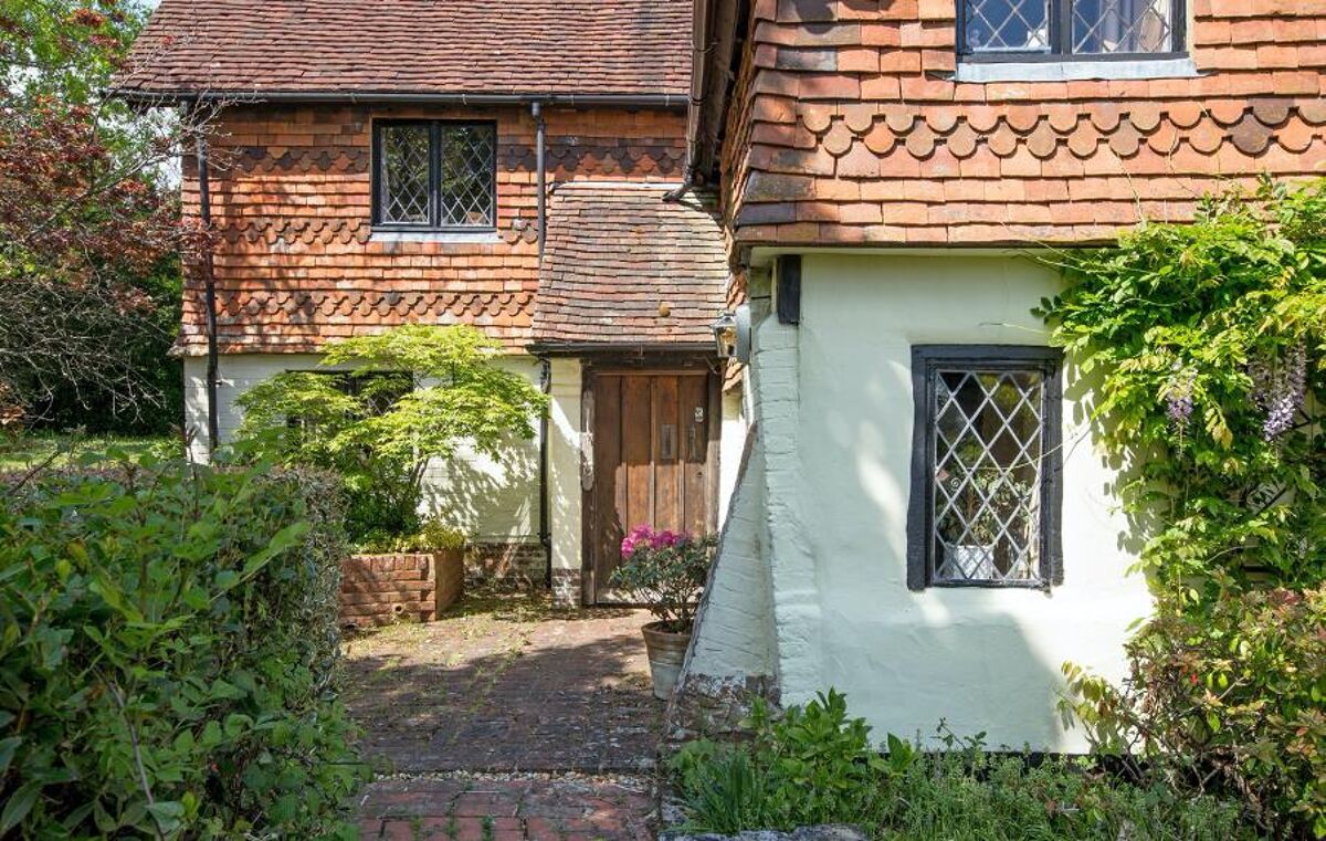 house for sale in Pickhurst Road, Chiddingfold, Godalming, Surrey, GU8