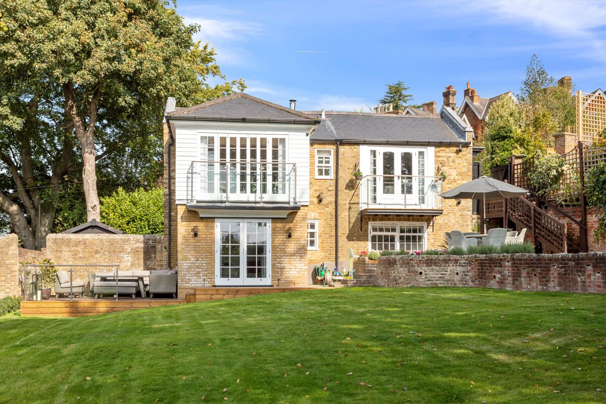 house for sale in Castle Hill, Guildford, Surrey, GU1. GLD190372