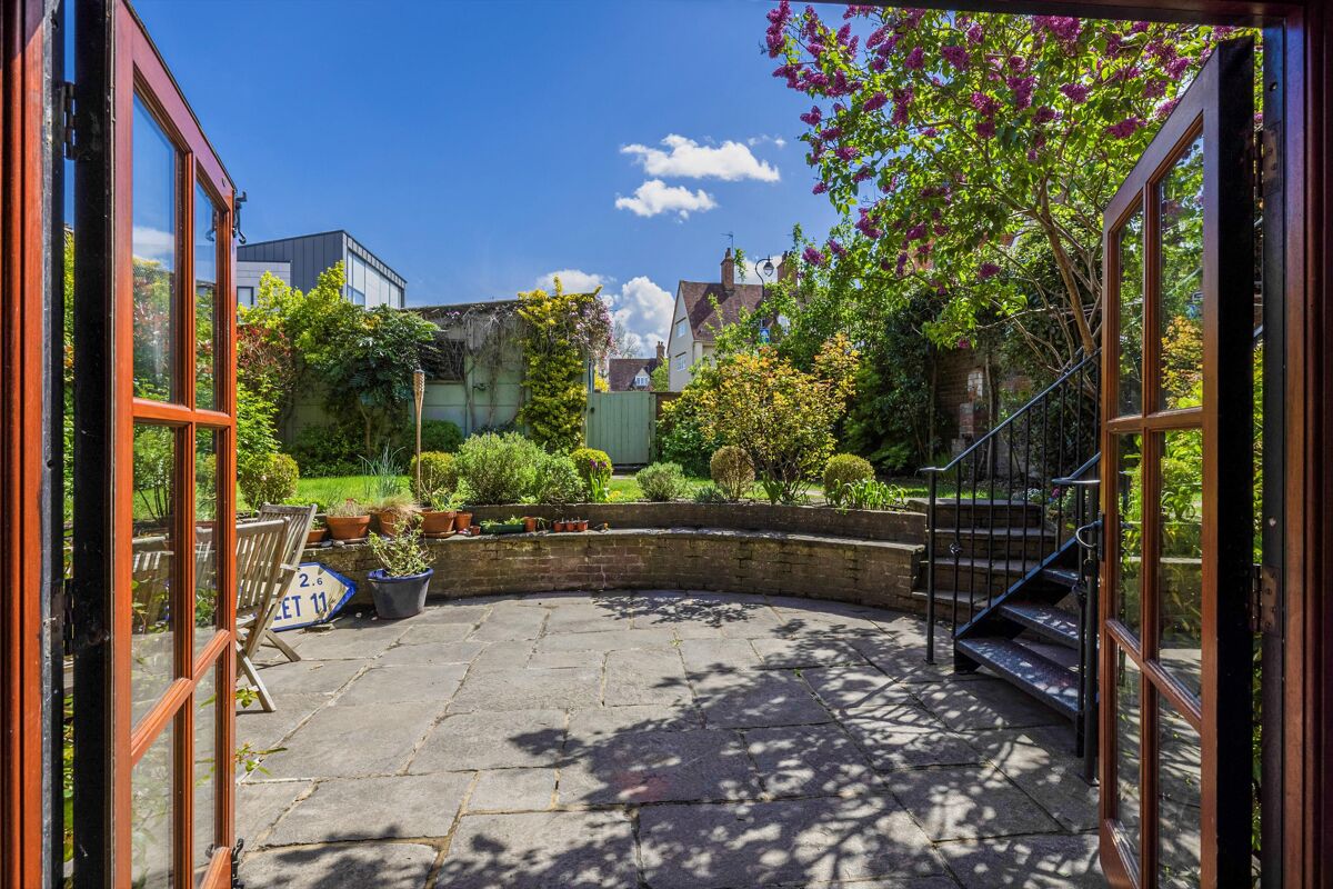 house for sale in Bury Fields, Guildford, Surrey, GU2. GLD190384