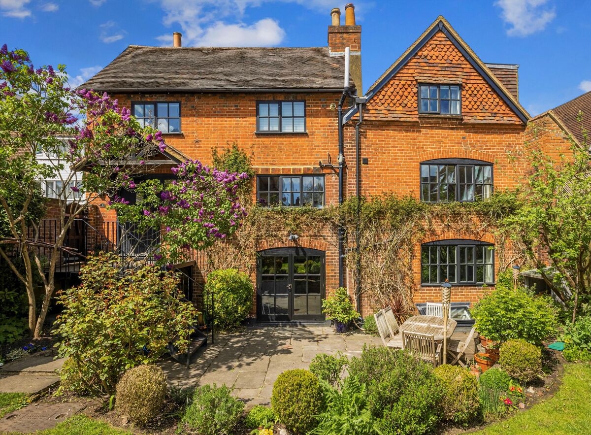 house for sale in Bury Fields, Guildford, Surrey, GU2. GLD190384