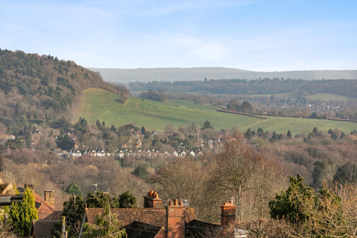 house for sale in Guildown Road, Guildford, Surrey, GU2 GLD190406