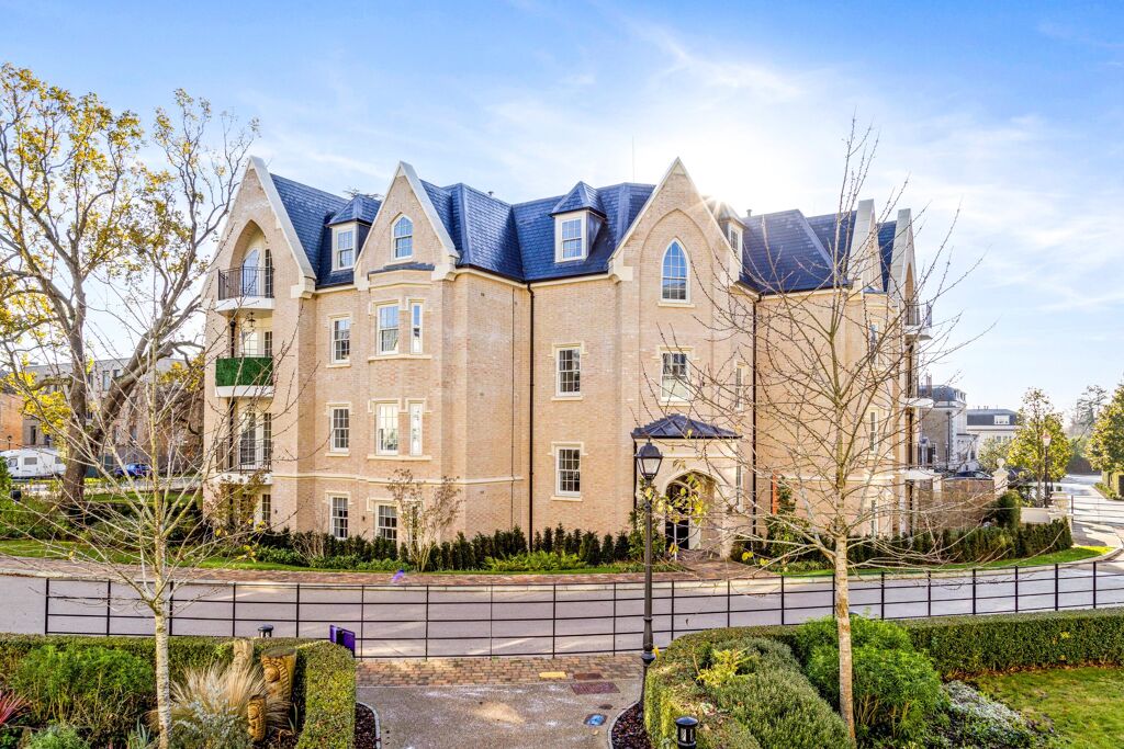 Image of The Percy, Cooper's Hill, Englefield Green, Surrey, TW20