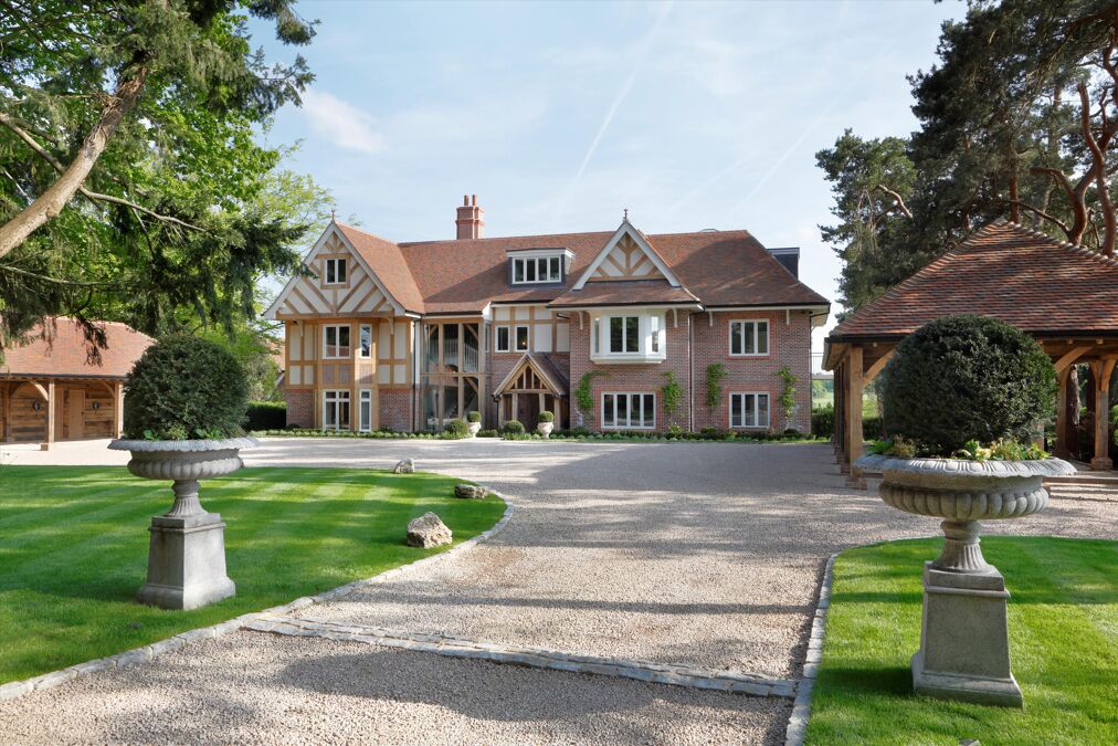 Image of Beechwood Manor, Henley-on-Thames, Berkshire RG9