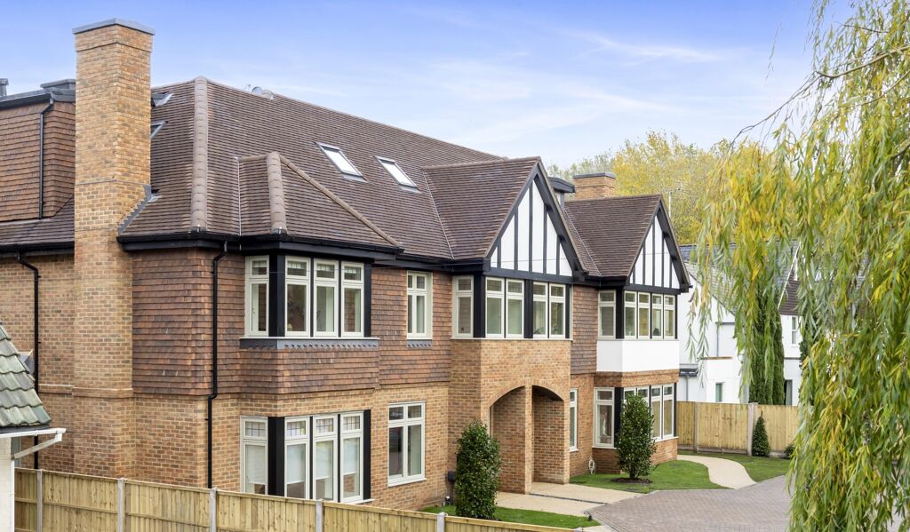 Image of Ronmar, Leatherhead Road, Oxshott, KT22.