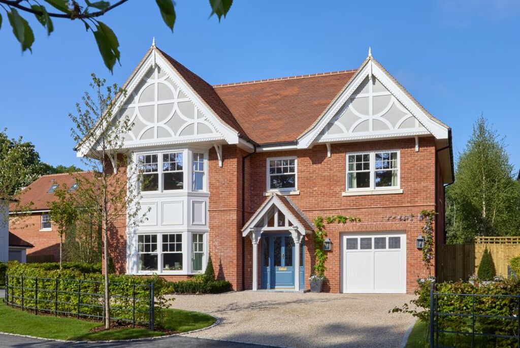 Image of Charleston Place, Hayes Grove, Shiplake, RG9