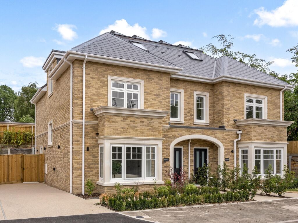 Image of Tall Trees, Four Acres, Cobham, KT11