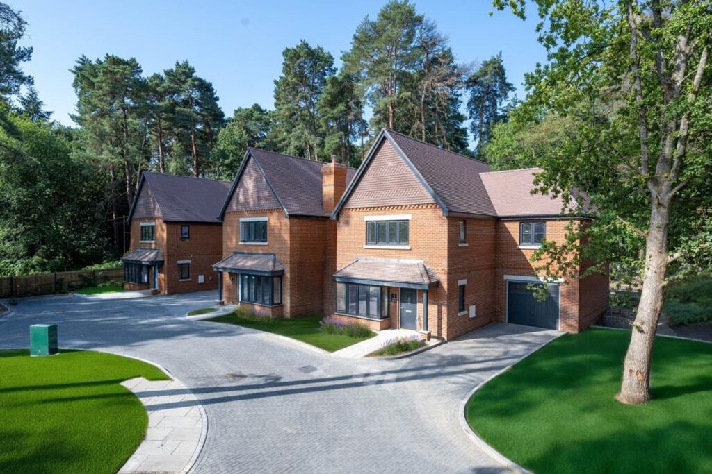 Image of Westwood Grove, Swinley Road, Ascot SL5.