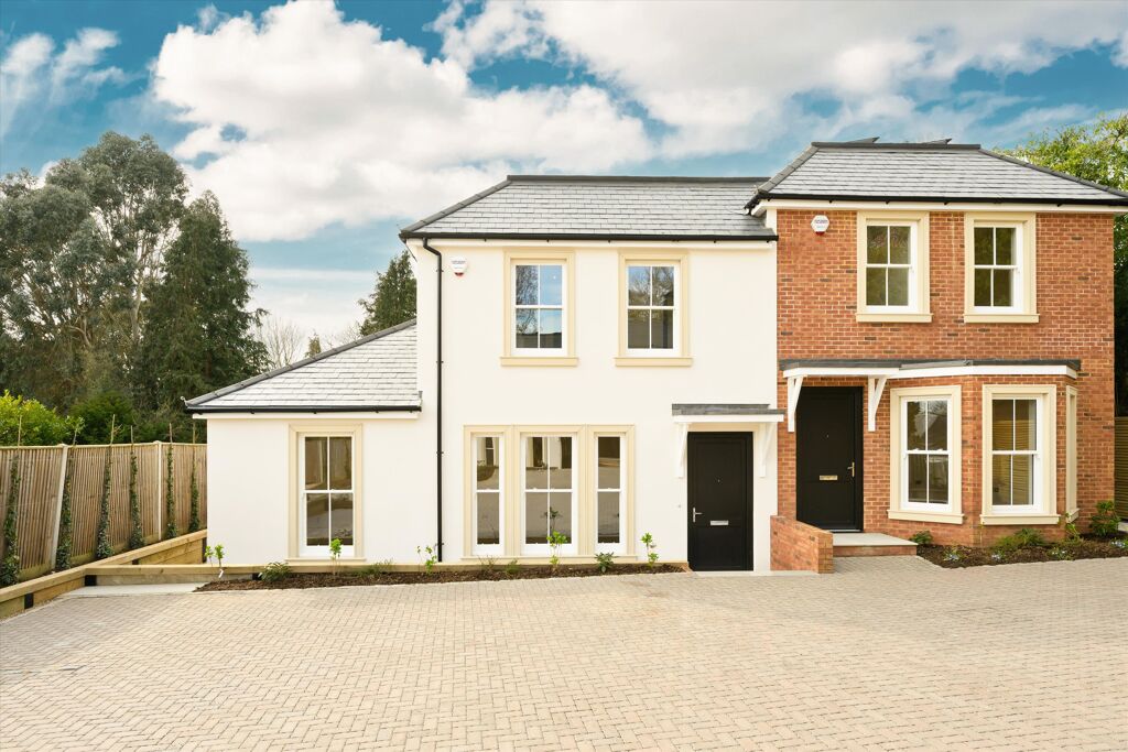 Image of Ridgeland Place, Cobham KT11