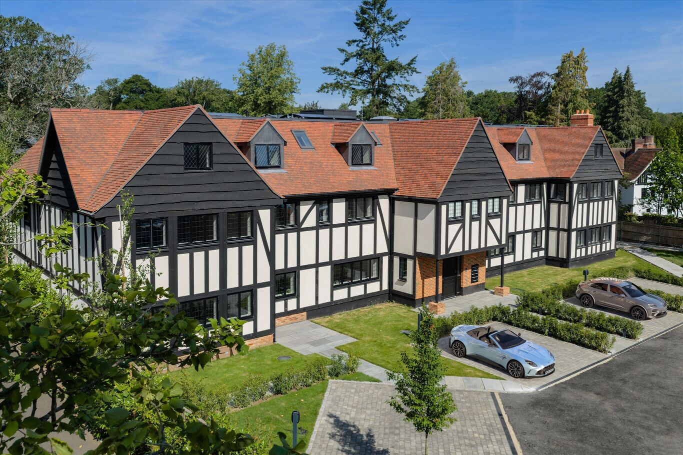 Image of Copsem Manor, Esher KT10.