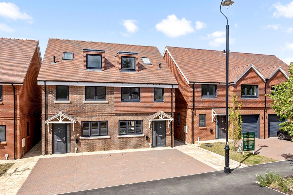 Image of Hind Gardens, London Road, Hindhead GU26