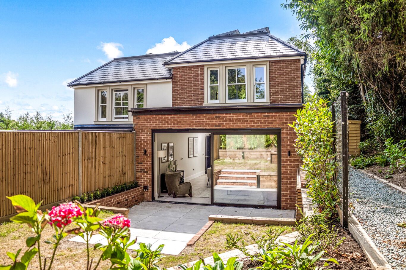 Image of Ridgeland Place, Cobham KT11.