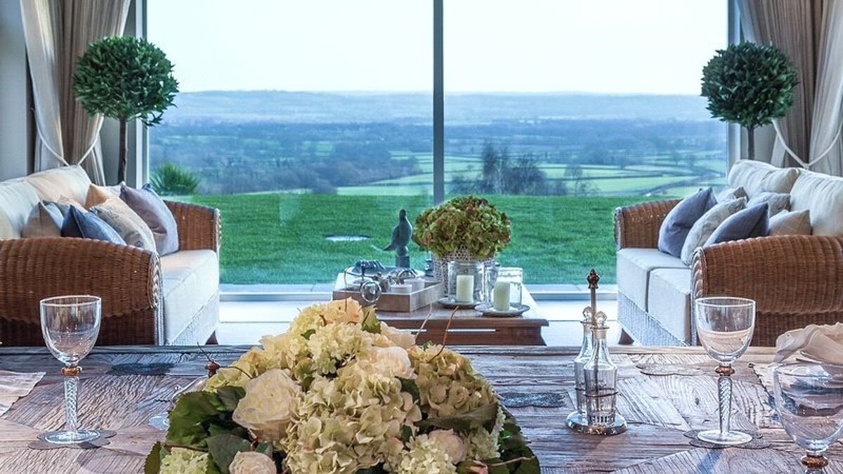 house for sale in Trevereux Hill, Limpsfield Chart, Oxted, Surrey, RH8