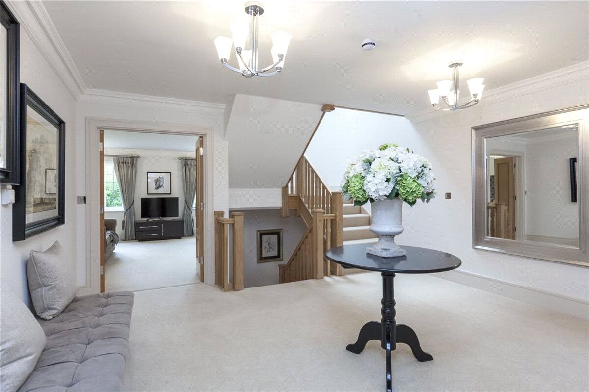 house for sale in 5 Bracken Lane, Cranleigh, Surrey, GU6 GLR140056 Knight Frank