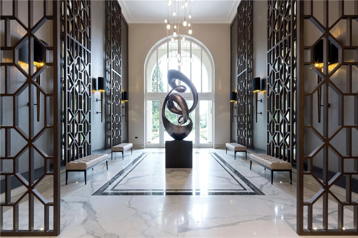 flat for sale in 17 Knowle Hill Park, Fairmile Lane, Cobham, Surrey