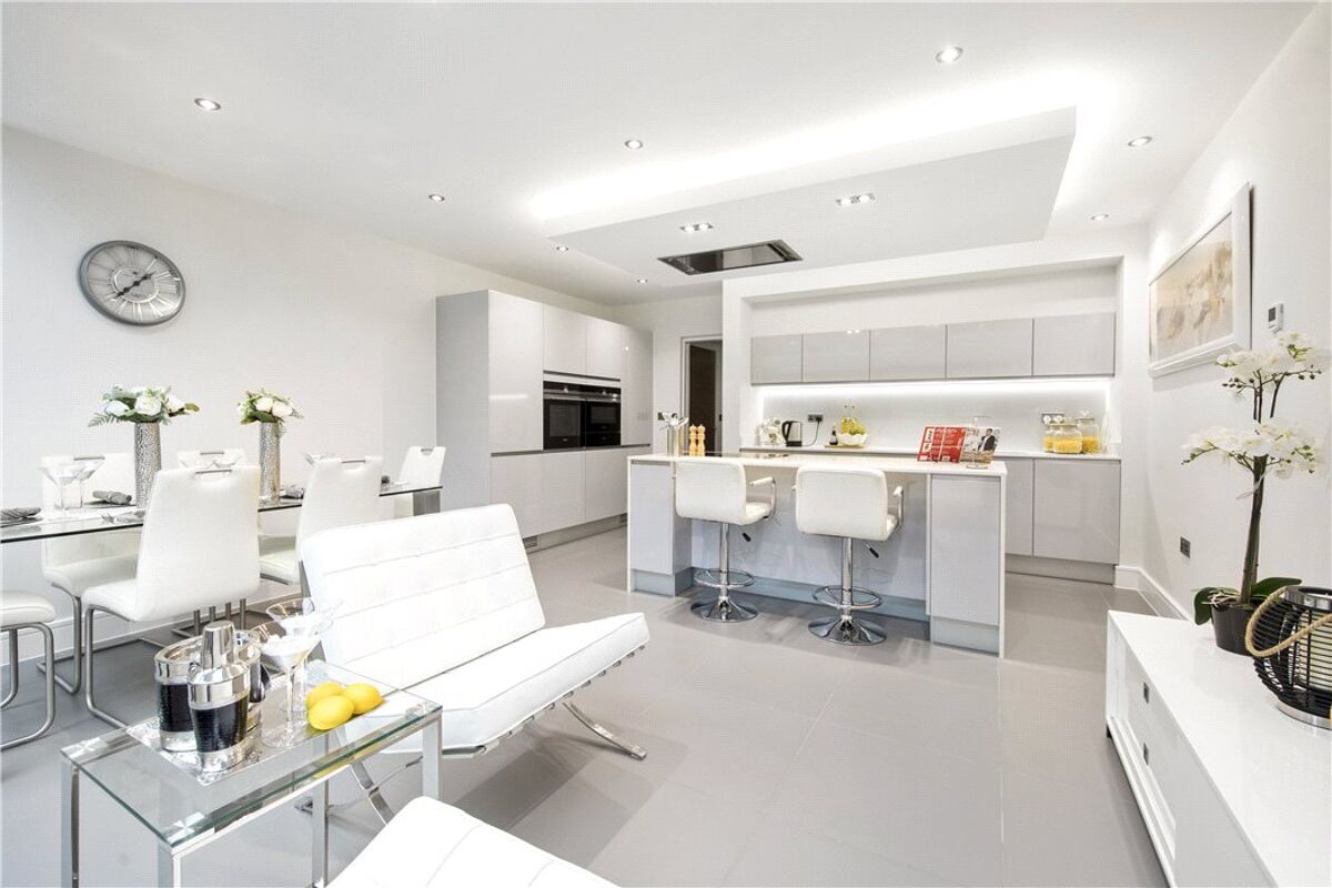 house for sale in Catherine's Walk, Chestnut Avenue, Guildford, GU2