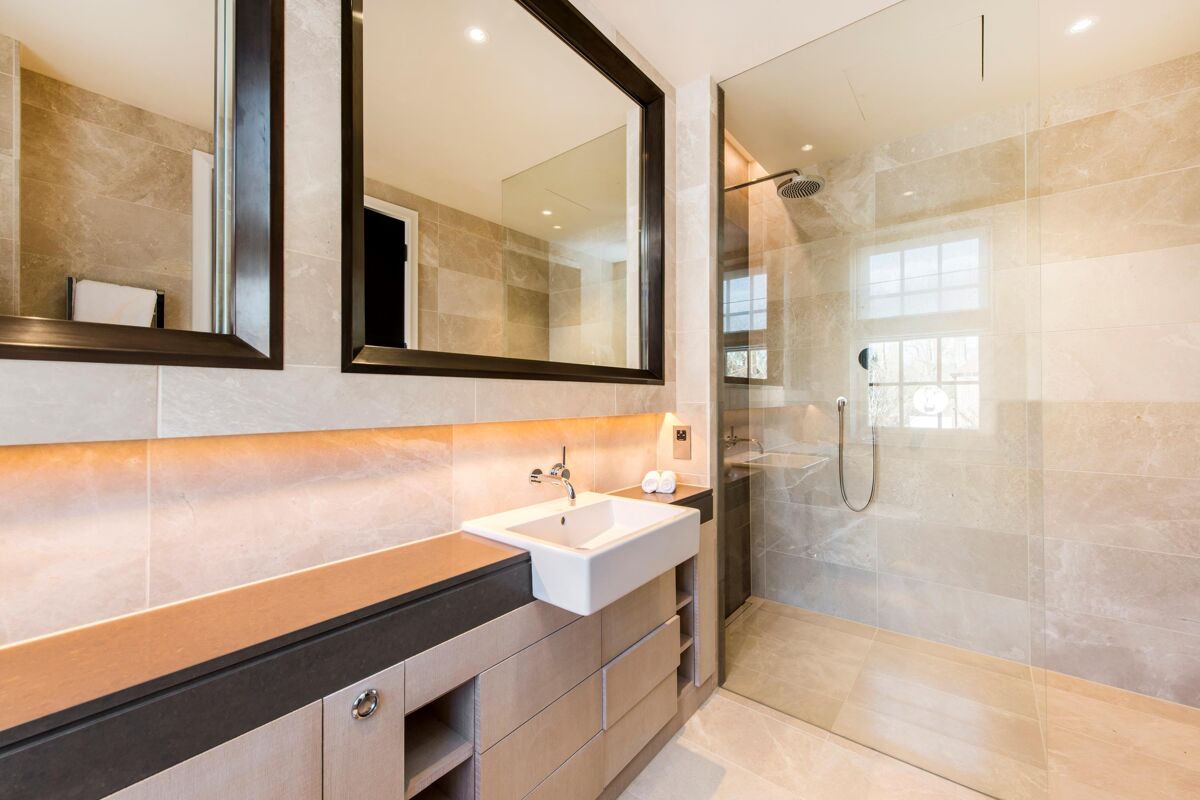 house for sale in Ingram Avenue, London, NW11 HAM012079890 Knight Frank