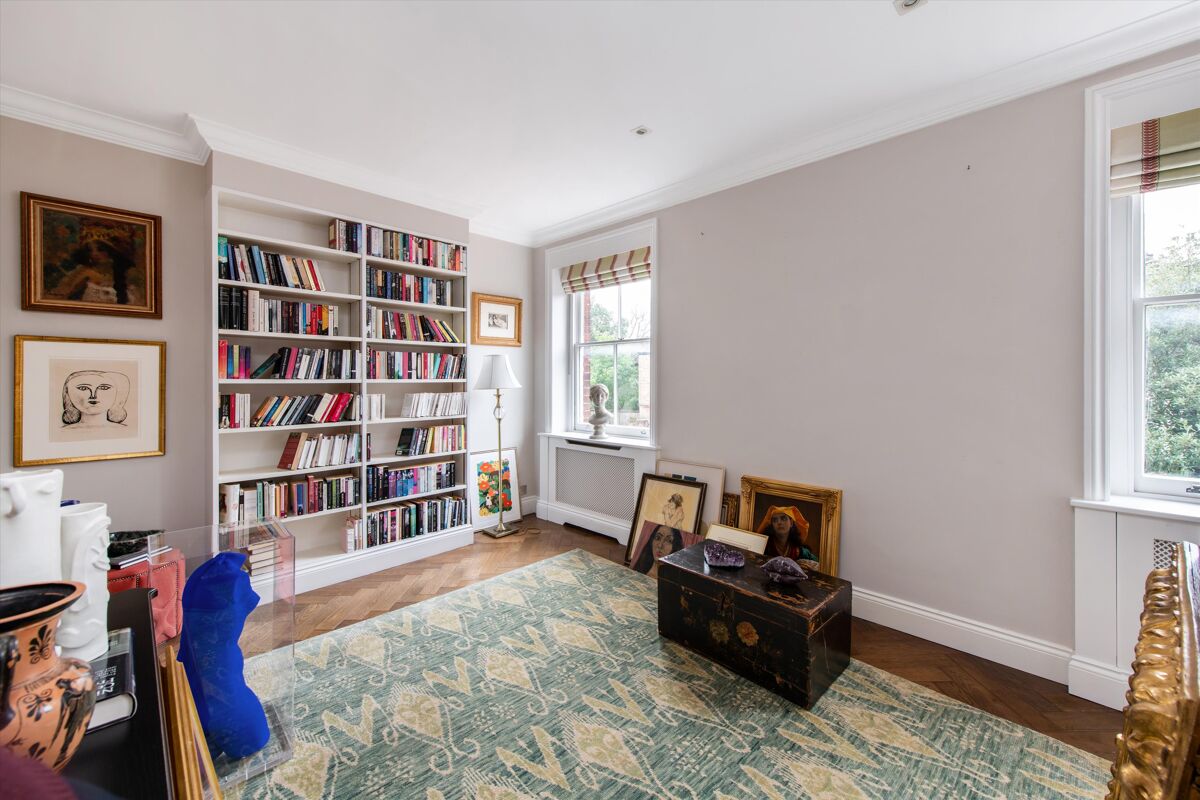 flat for sale in Frognal, London, NW3 HAM012106934 Knight Frank