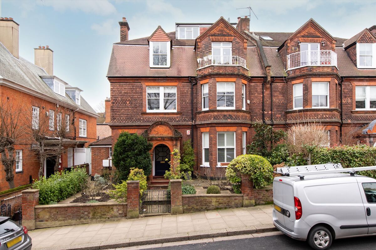 flat for sale in Frognal, London, NW3 HAM012106934 Knight Frank