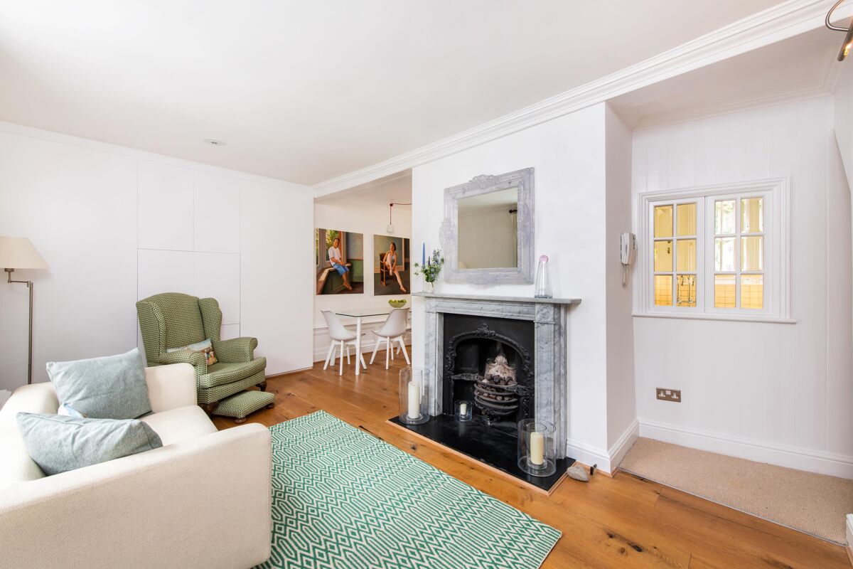 house for sale in Holly Mount, London, NW3 HAM012134586 Knight Frank