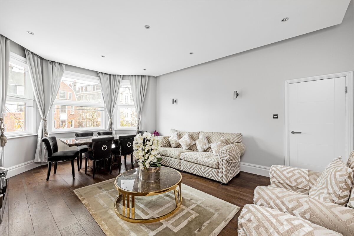flat for sale in Finchley Road, London, NW3 HAM012143234 Knight Frank