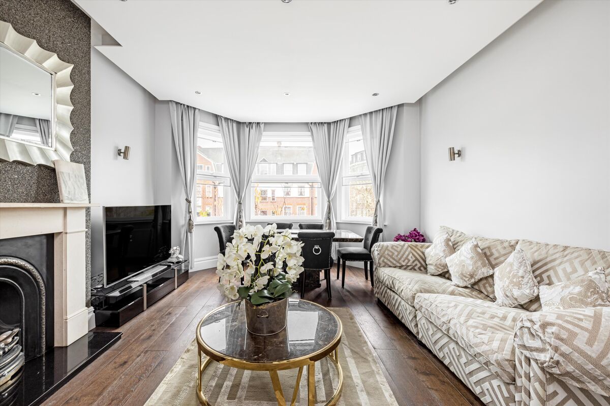 flat for sale in Finchley Road, London, NW3 HAM012143234 Knight Frank