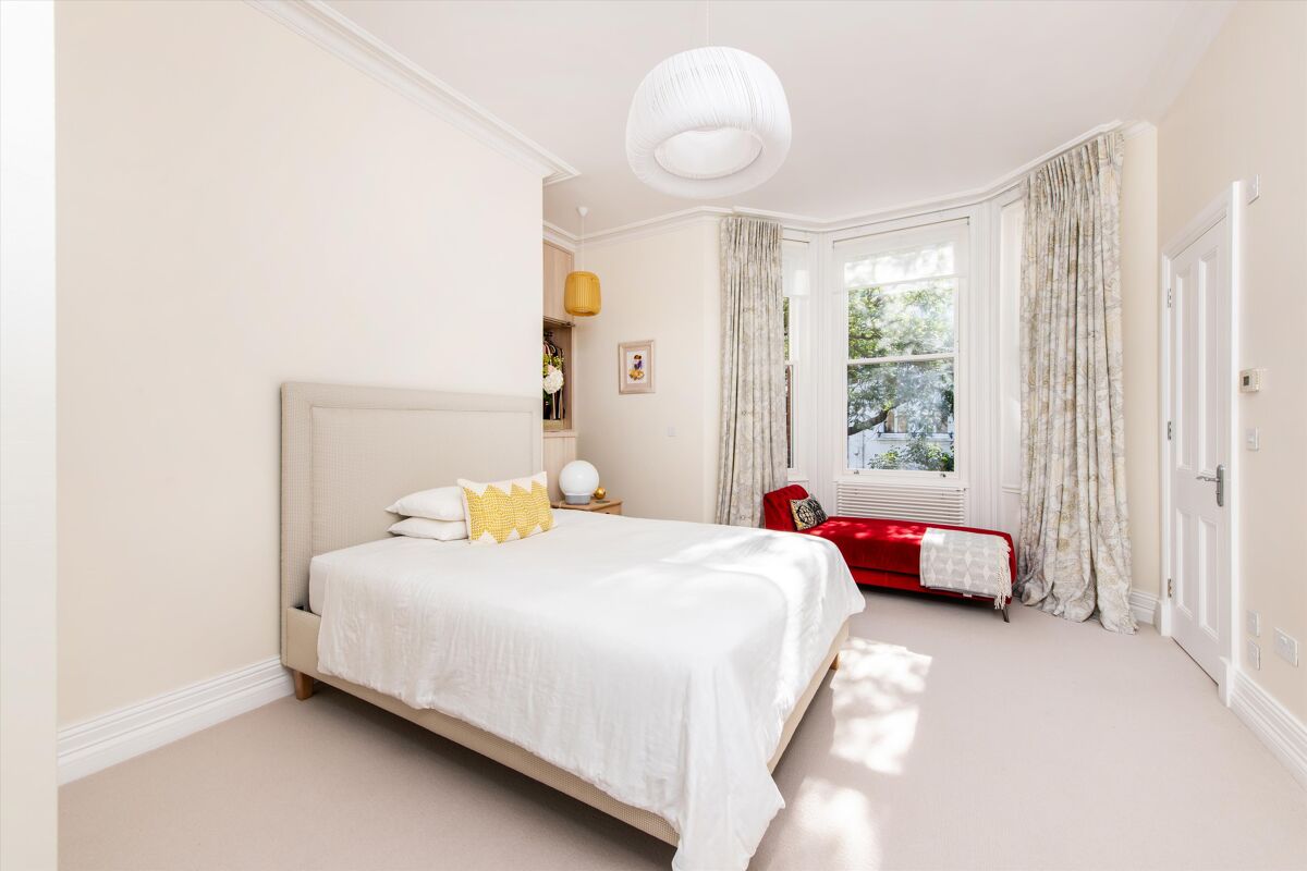 flat for sale in Pilgrims Lane, Hampstead, London, NW3 HAM012157233