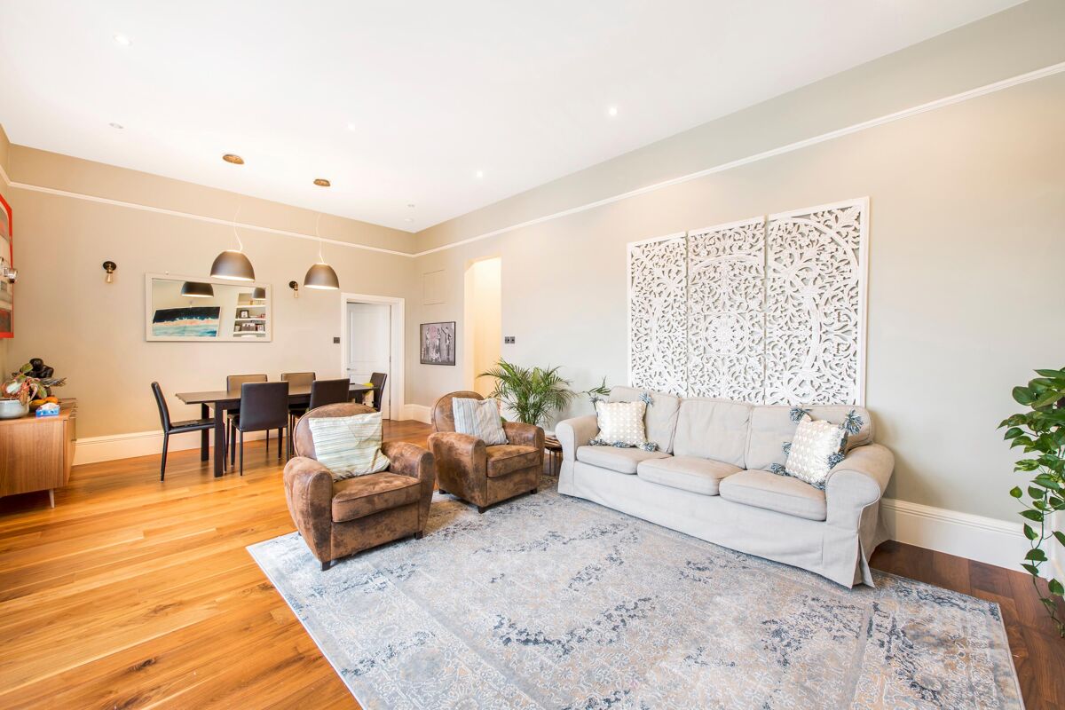 flat for sale in Maresfield Gardens, London, NW3 HAM012169492