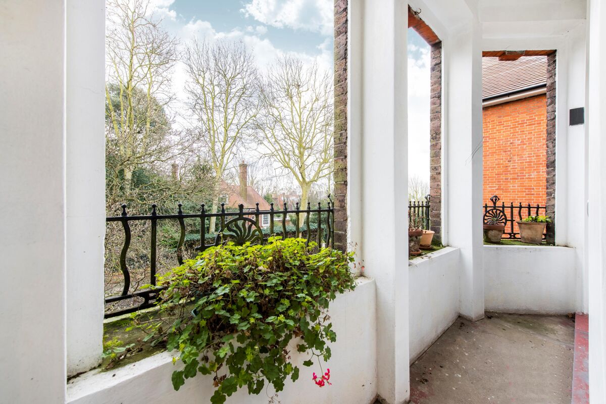 flat for sale in Maresfield Gardens, London, NW3 HAM012169492