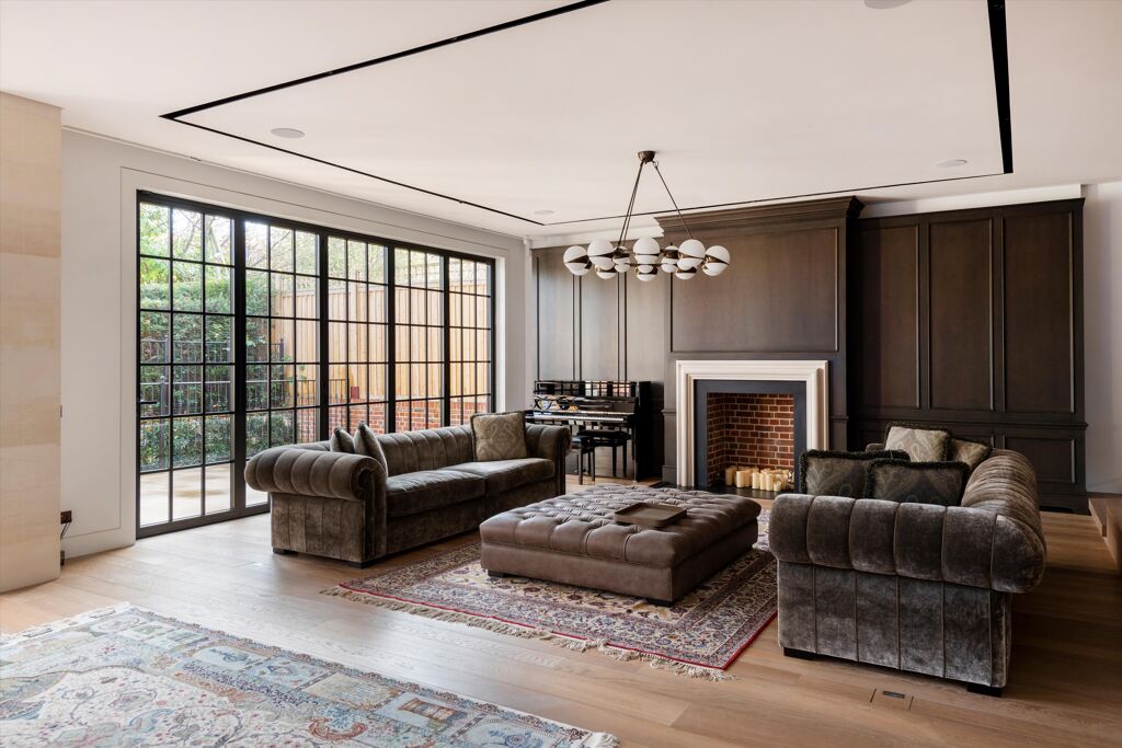 Image of The Bishops Avenue, London, N2