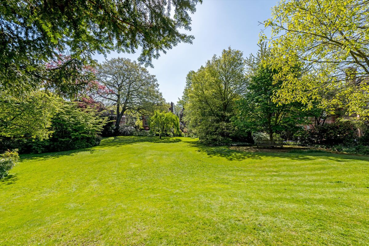 house for sale in Gainsborough Gardens, London, NW3 HAM012242718