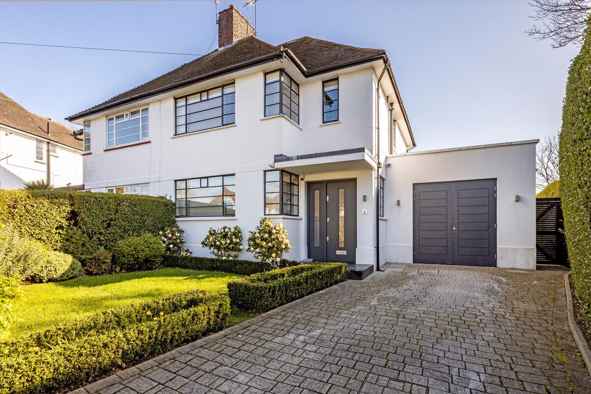 house for sale in Howard Walk, London, N2 HAM012299306 Knight Frank