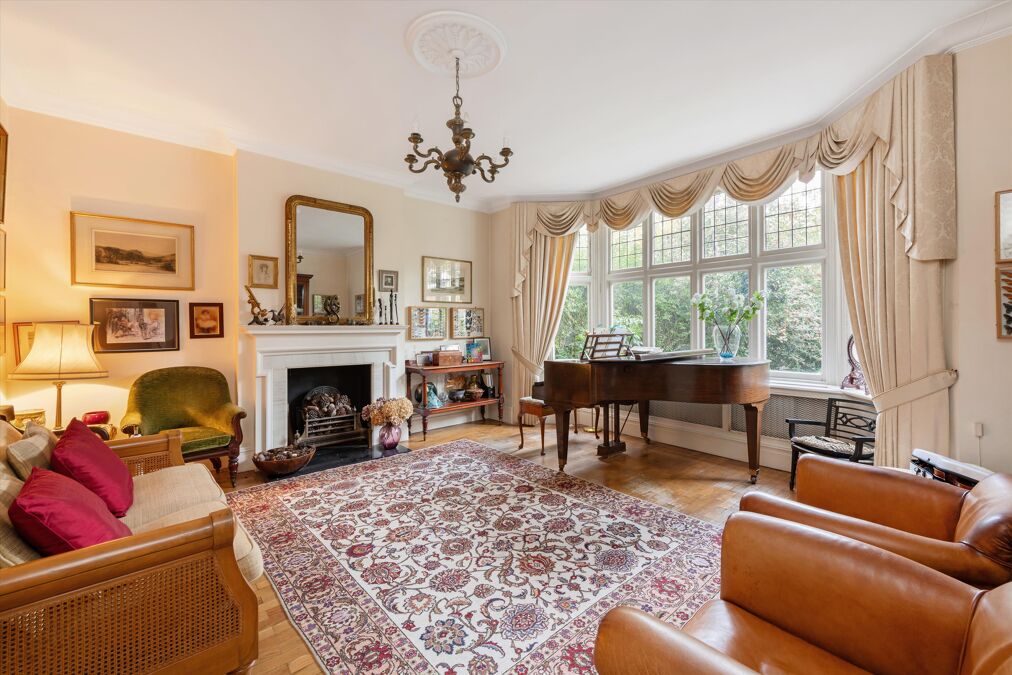 Image of Hollycroft Avenue, London, NW3