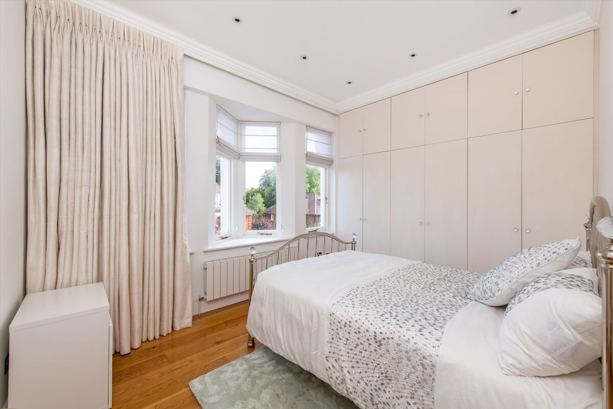 flat for sale in Maresfield Gardens, London, NW3 HAM012335312