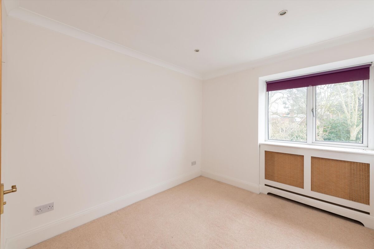 flat for sale in Maresfield Gardens, London, NW3 HAM012350161 Knight Frank