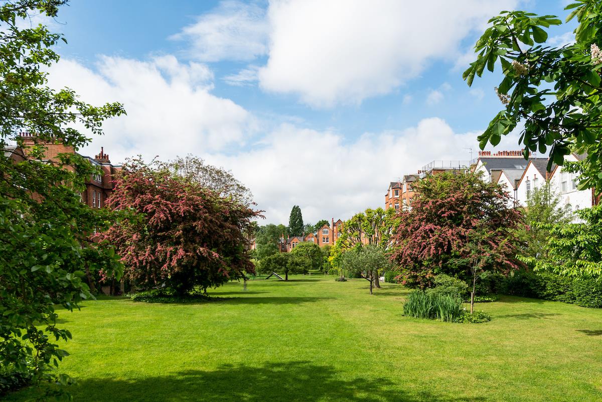 flat for sale in Maisemore Mansions, Canfield Gardens, West Hampstead, London, NW6