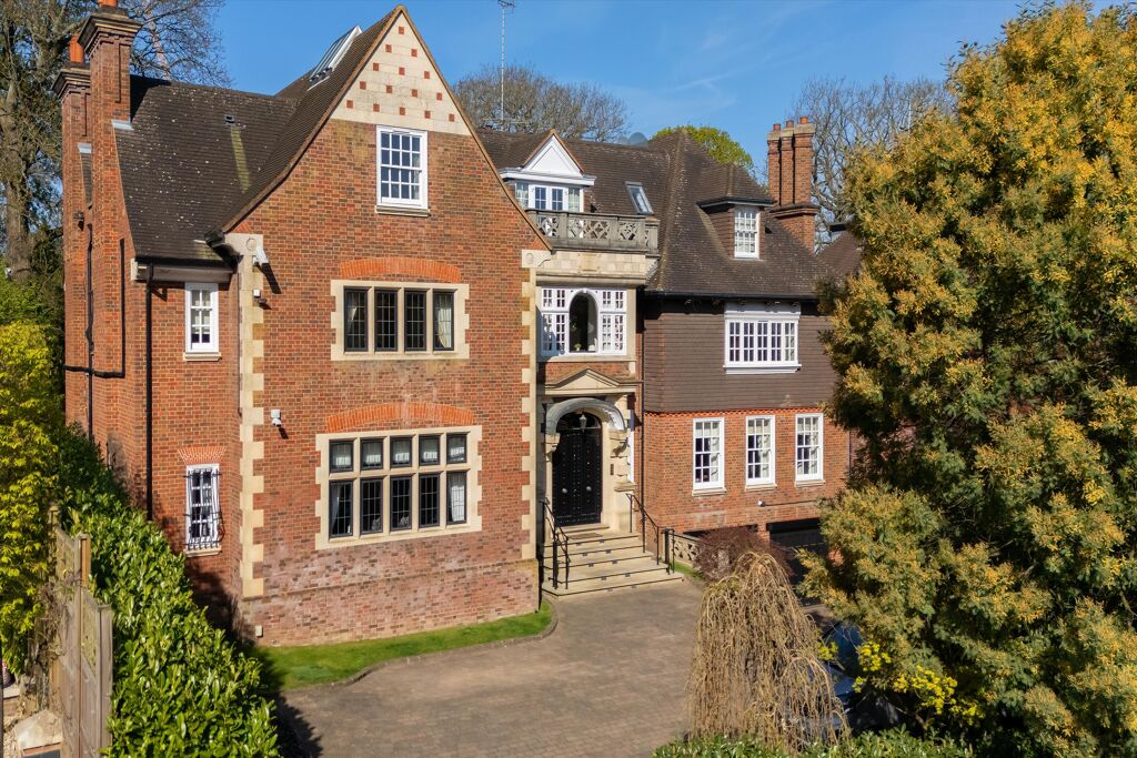 Image of Courtenay Avenue, Highgate, London, N6