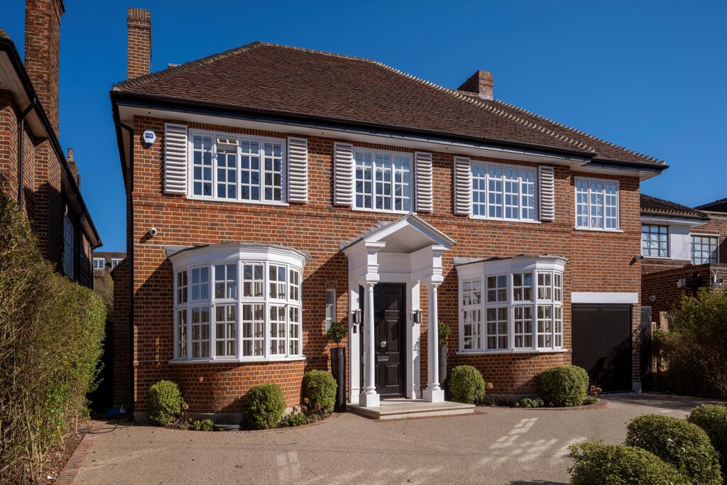 Image of Norrice Lea, London, N2