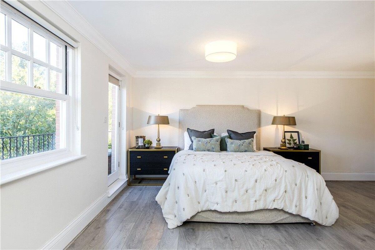 flat for sale in Burlington House, Wedderburn Road, London, NW3