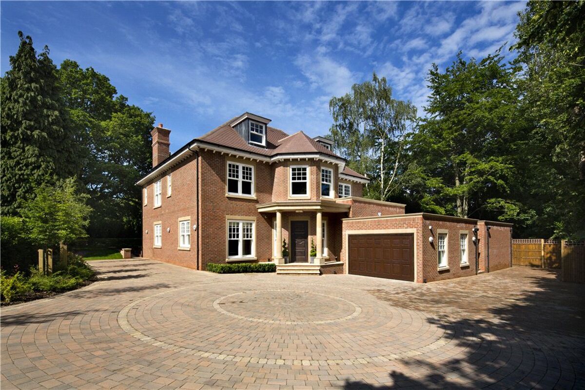 house for sale in The Avenue, Hampstead Garden Suburb, London