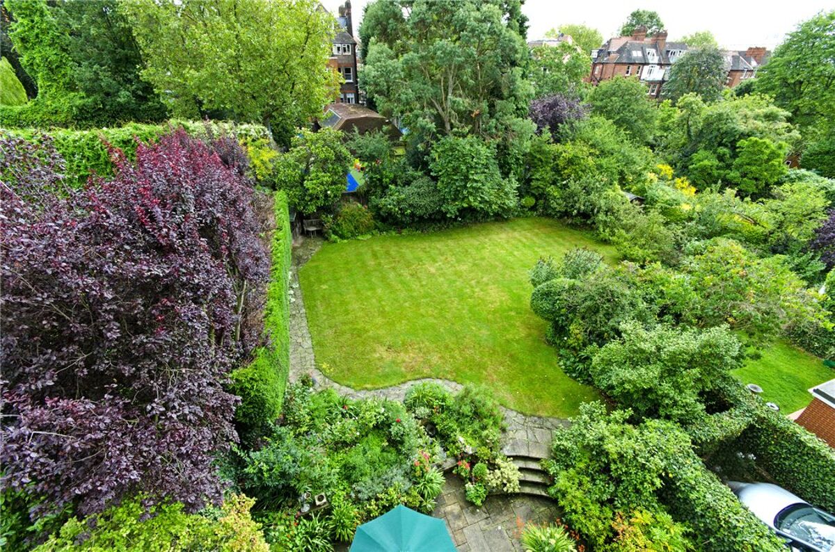 house for sale in Maresfield Gardens, London, NW3 HAM120127 Knight