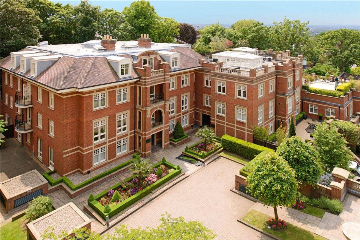 flat for sale in Mount Vernon, Frognal Rise, Hampstead, London, NW3