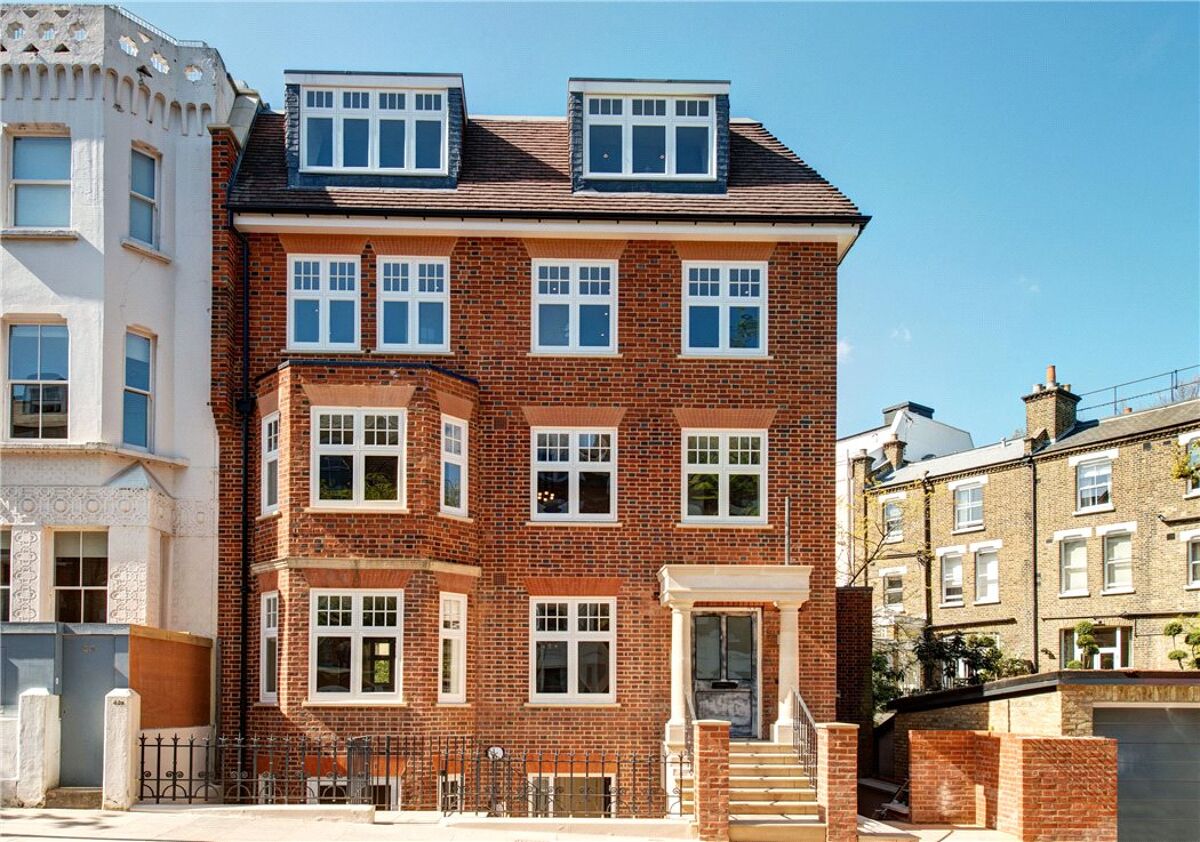 flat for sale in Pilgrims Lane, Hampstead, London, NW3 HAM140117
