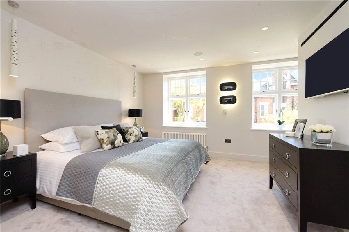 flat for sale in Pilgrims Lane, Hampstead, London, NW3 HAM140119