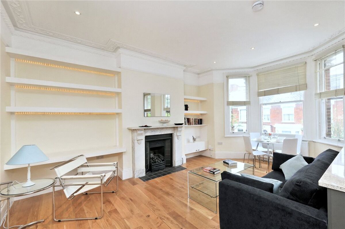 flat for sale in Pilgrims Lane, Hampstead, London, NW3 HAM140160