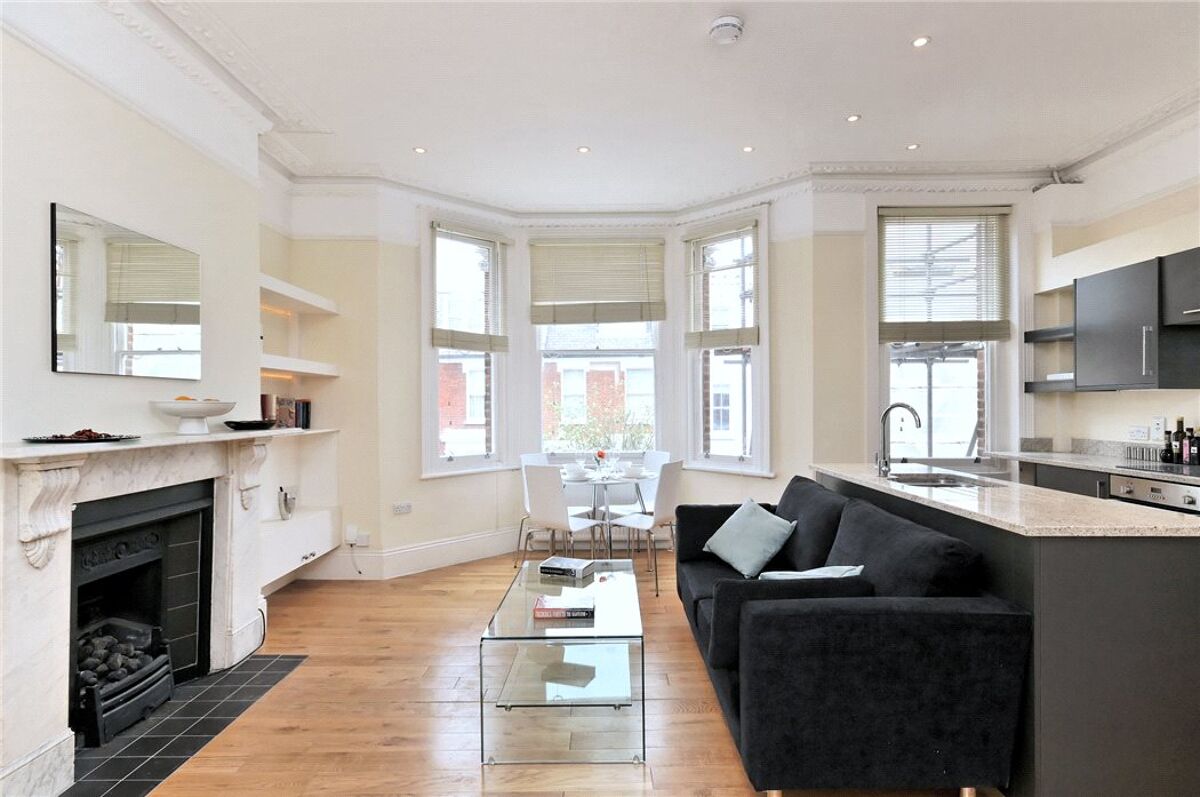 flat for sale in Pilgrims Lane, Hampstead, London, NW3 HAM140160