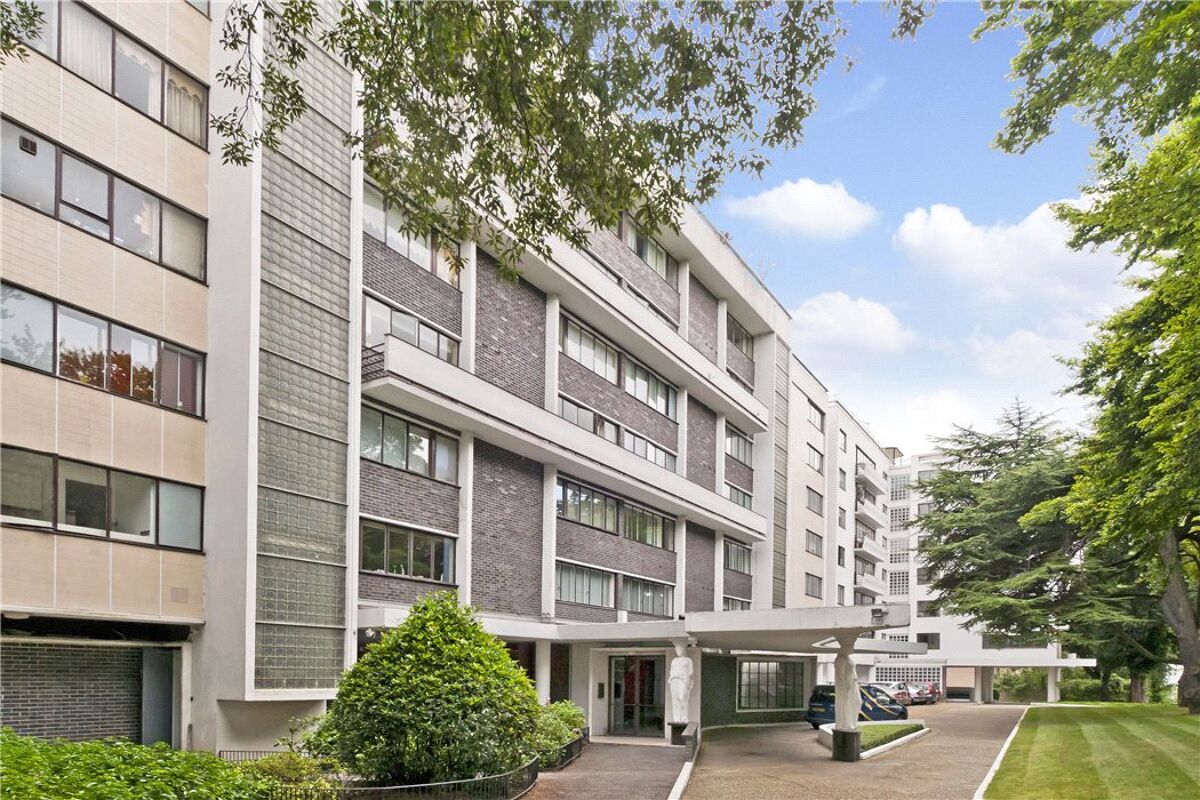 penthouse for sale in High Point I, North Hill, Highgate, London, N6