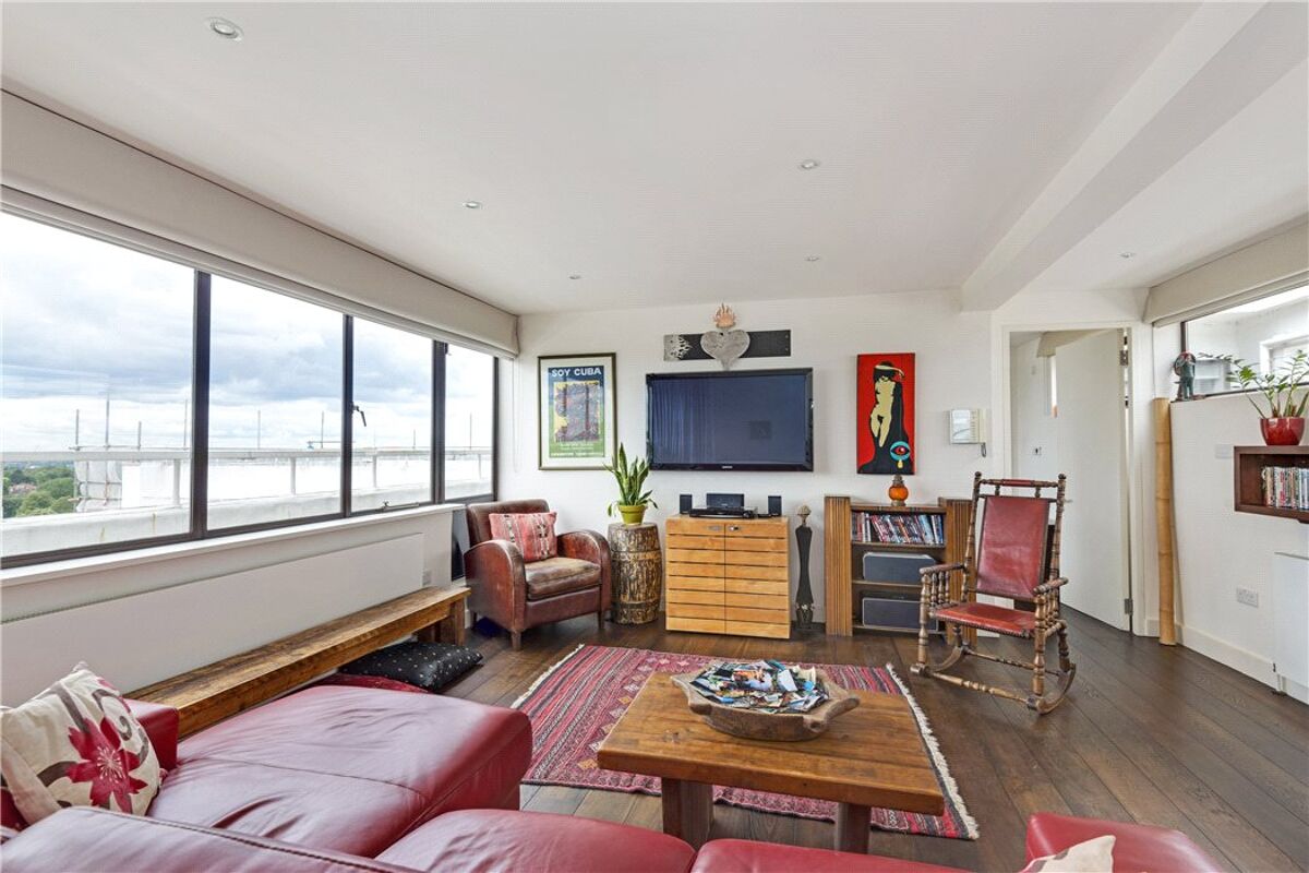penthouse for sale in High Point I, North Hill, Highgate, London, N6